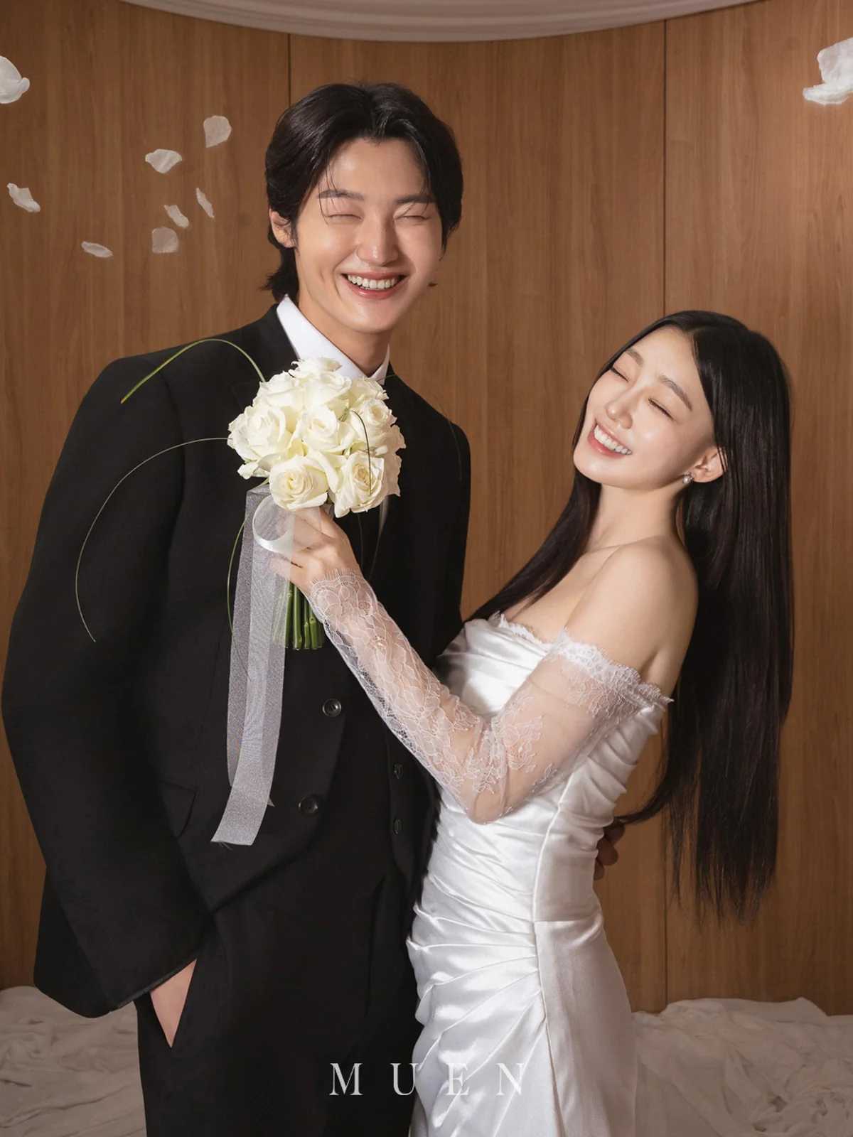 두 사람의 표지 사진
